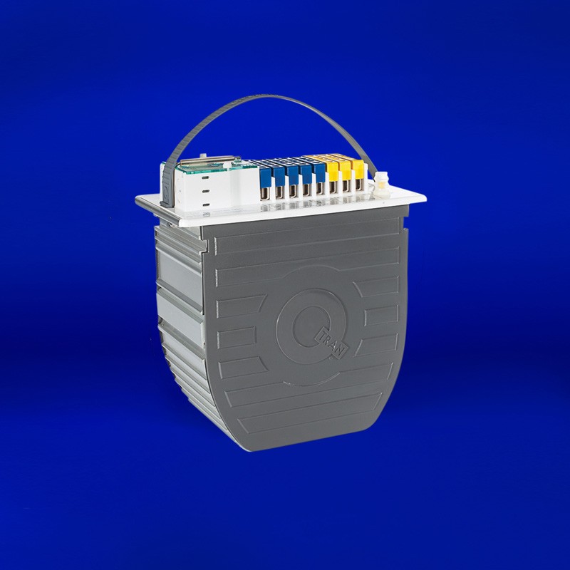 540W-900W direct burial power supply tailored for the IP68 Q-Vault-5. Equipped with three circuit breakers, diverse UL certifications, and five voltage taps for flexible lighting across landscapes, pools, spas, and interiors.