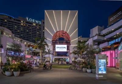 LED Lighting at Ovation Hollywood Arch