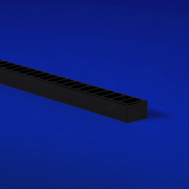 VERS-LOUVER (07) is a LED fixture with louver designed to eliminate glare