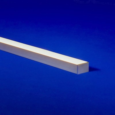 VERS-FLUSH (02) - VERSatile linear fixture featuring a coextruded PMMA lens with an internal reflector