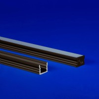 Versatile LED extrusion solution for both surface mounted and recessed lighting applications.